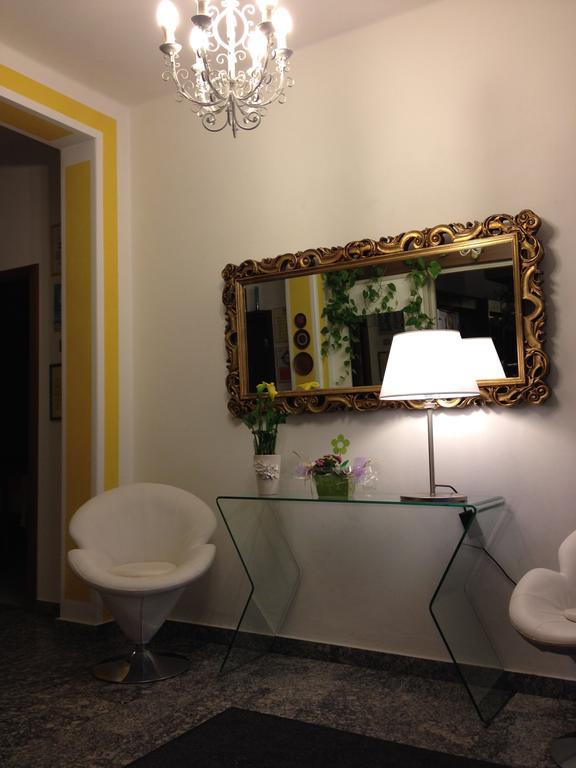 Hotel Vienna Senigallia Buitenkant foto