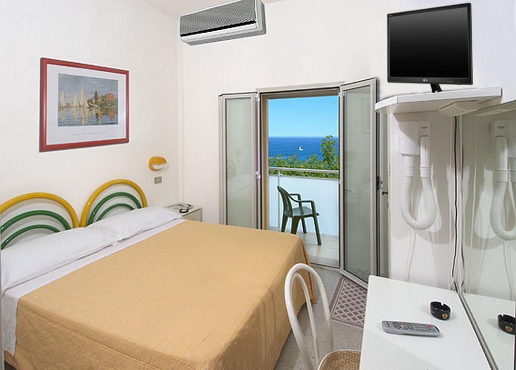 Hotel Vienna Senigallia Kamer foto