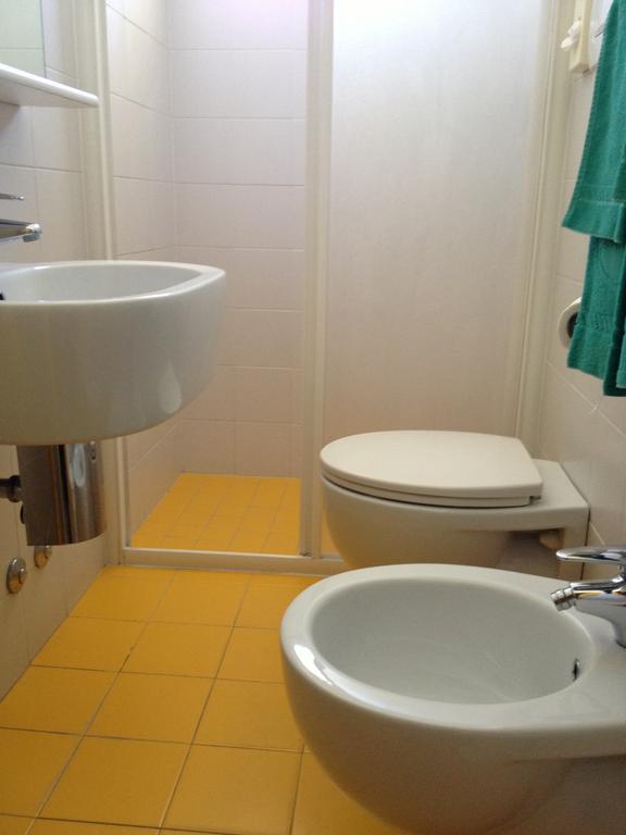 Hotel Vienna Senigallia Kamer foto
